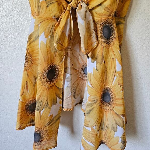 Y2K Vintage Front Tie Tank Sunflowers Yellow Small Women - Picture 3 of 7